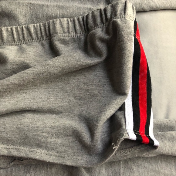 Windsor Track Matching Set - Picture 3 of 4